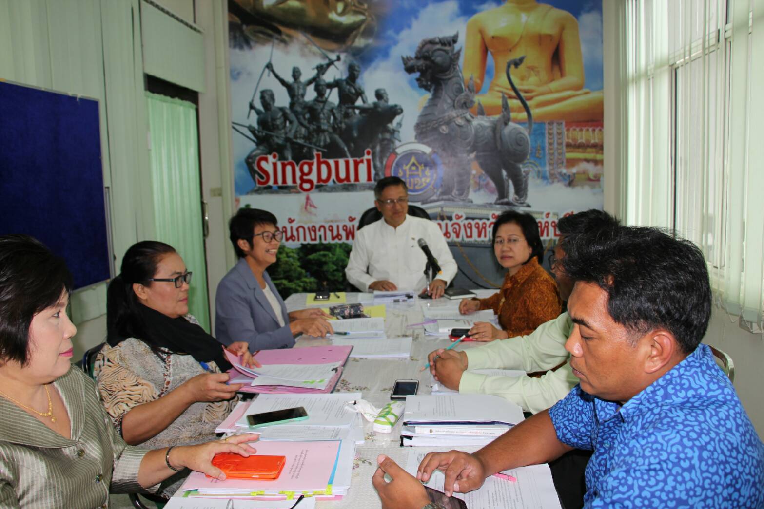 สำนักงานพัฒนาชุมชนจังหวัดสิงห์บุรี ประชุมขับเคลื่อนการดำเนินงานตามยุทธศาสตร์กรมการพัฒนาชุมชน 2561