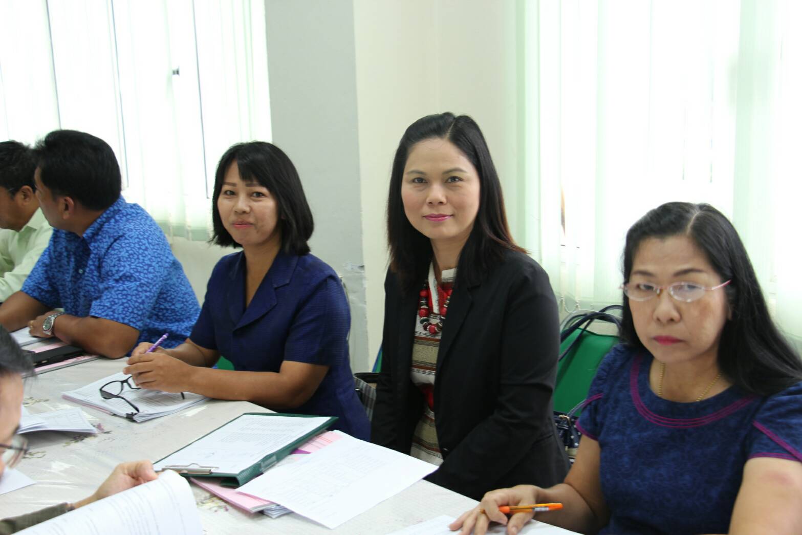 สำนักงานพัฒนาชุมชนจังหวัดสิงห์บุรี ประชุมขับเคลื่อนการดำเนินงานตามยุทธศาสตร์กรมการพัฒนาชุมชน 2561