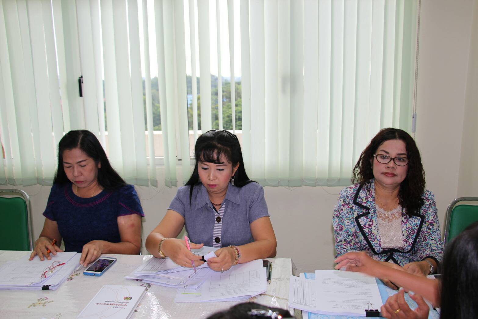 สำนักงานพัฒนาชุมชนจังหวัดสิงห์บุรี ประชุมขับเคลื่อนการดำเนินงานตามยุทธศาสตร์กรมการพัฒนาชุมชน 2561