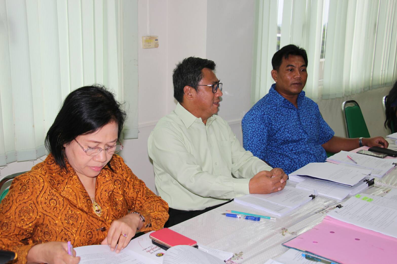 สำนักงานพัฒนาชุมชนจังหวัดสิงห์บุรี ประชุมขับเคลื่อนการดำเนินงานตามยุทธศาสตร์กรมการพัฒนาชุมชน 2561