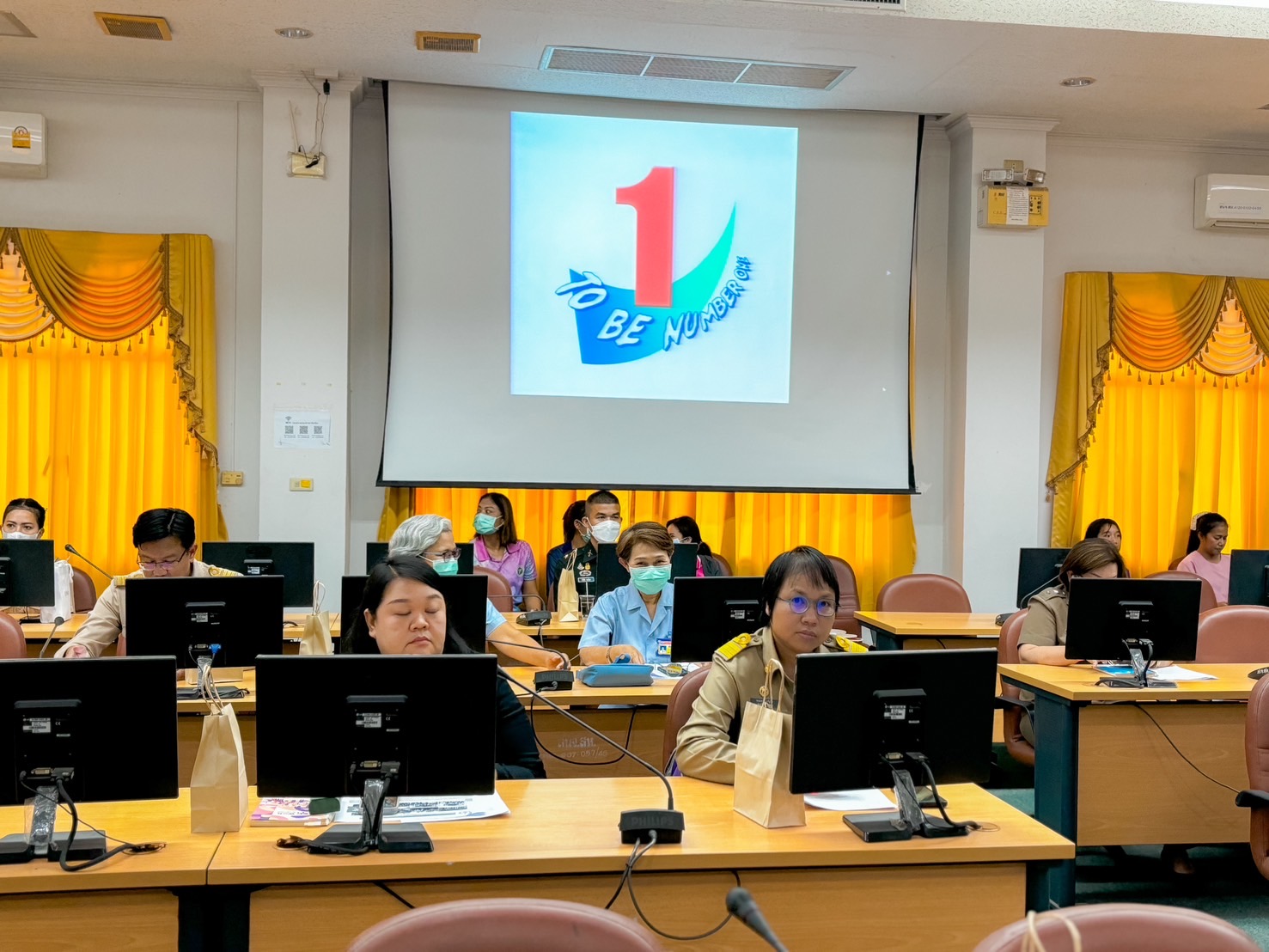 🌈 27/02/67 พช.สิงห์บุรี ร่วมการประชุมคณะกรรมการรักษาความมั่นคงและความสงบเรียบร้อยจังหวัดสิงห์บุรี ครั้งที่ 2/2567