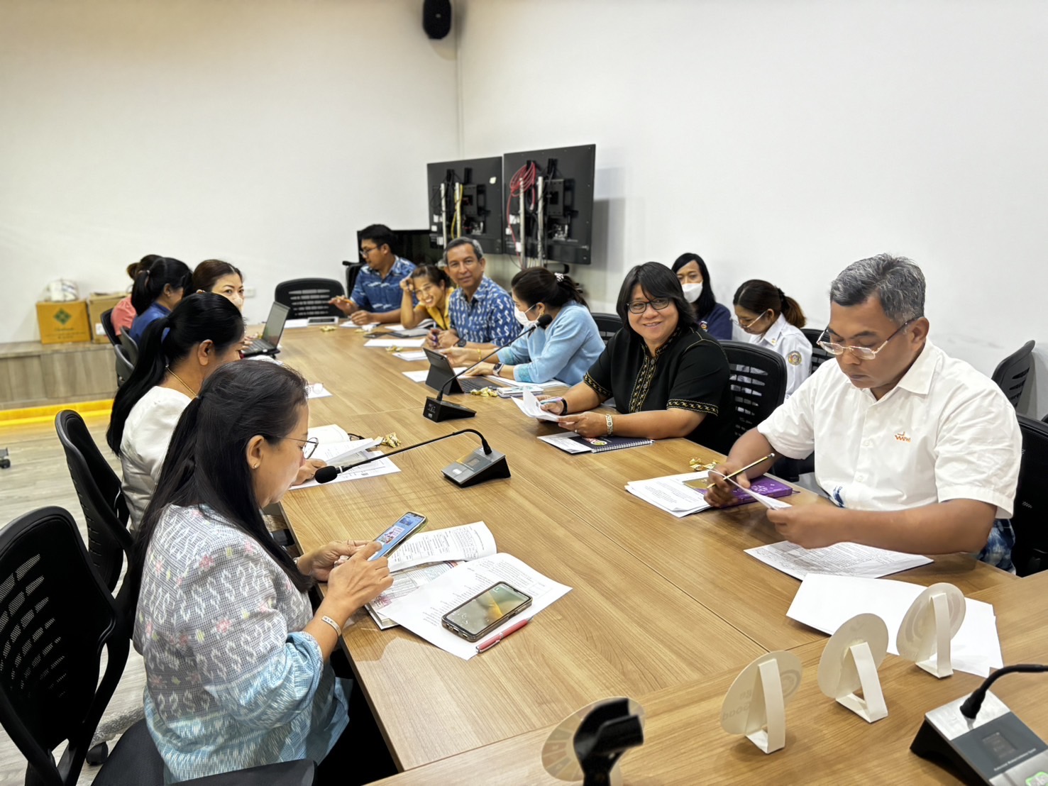 🌈 19/03/67 พช.สิงห์บุรี จัดประชุม Family Meeting สำนักงานพัฒนาชุมชนจังหวัดสิงห์บุรี ครั้งที่ 2/2567