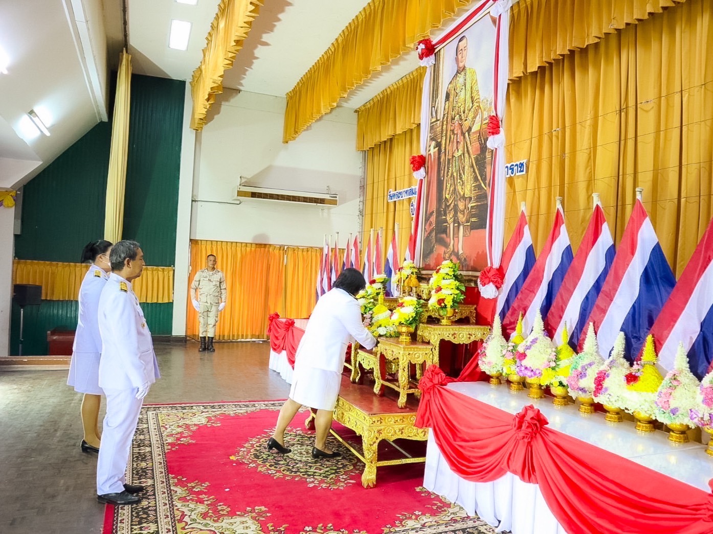 🌈 06/04/67 พช.สิงห์บุรี ร่วมพิธี “วันพระบาทสมเด็จพระพุทธยอดฟ้าจุฬาโลกมหาราช และวันที่ระลึกมหาจักรีบรมราชวงศ์” ปีพุทธศักราช 2567
