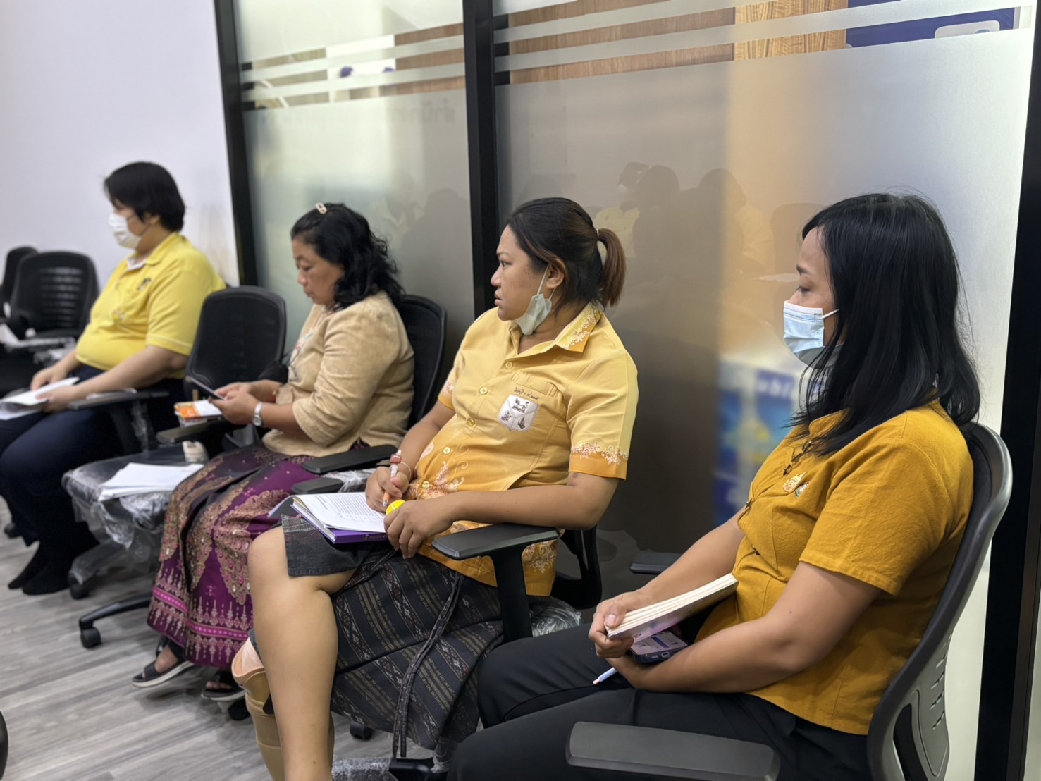 🌈 22/04/67 พช.สิงห์บุรี จัดประชุม Family Meeting สำนักงานพัฒนาชุมชนจังหวัดสิงห์บุรี ครั้งที่ 5/2567