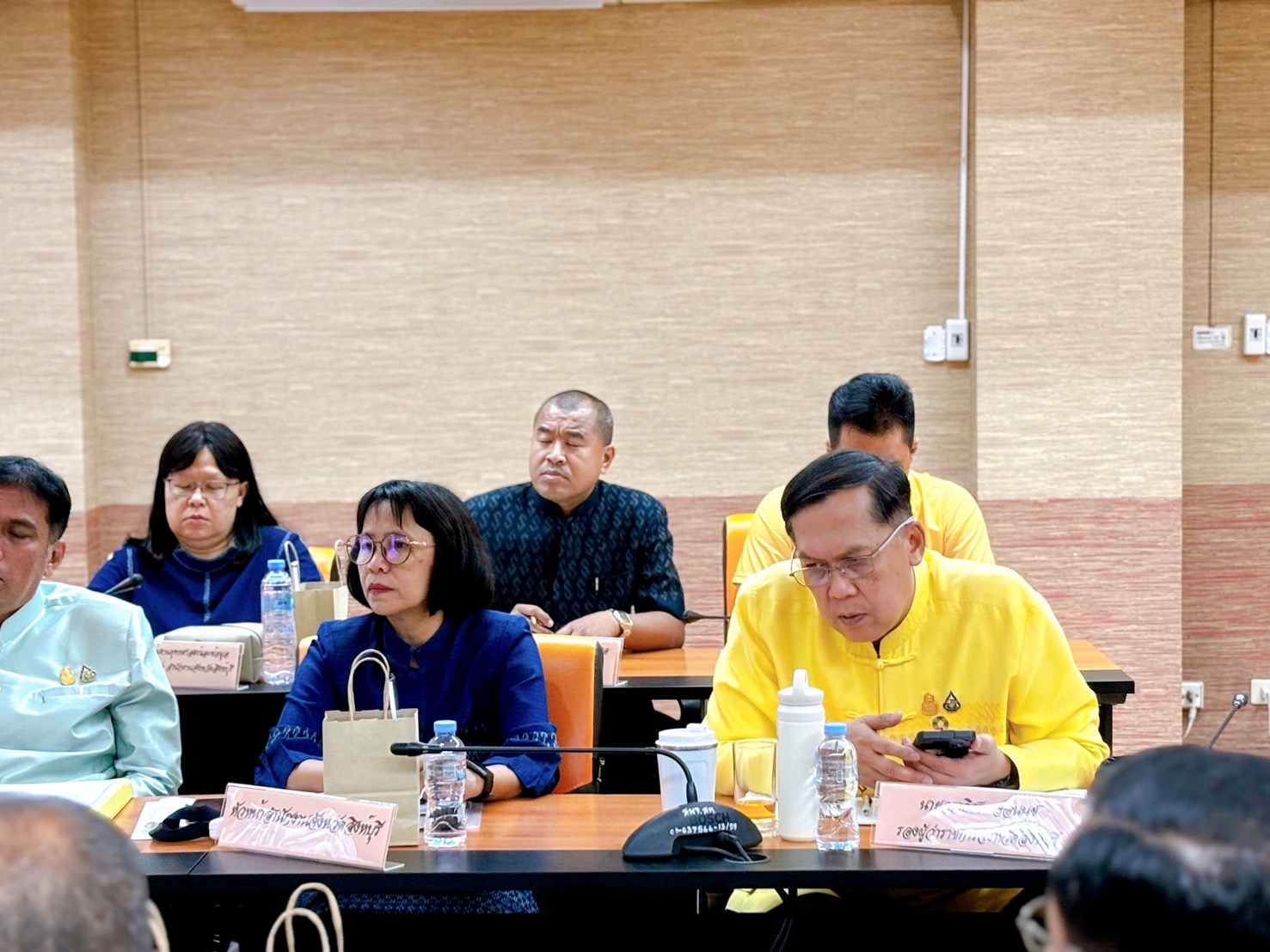 🌈 24/04/67 พช.สิงห์บุรี ร่วมประชุมขับเคลื่อนและติดตามนโยบายของรัฐบาลและภารกิจสำคัญของปลัดกระทรวงมหาดไทย ประจำปีงบประมาณ พ.ศ. 2567 (เดือนเมษายน 2567)