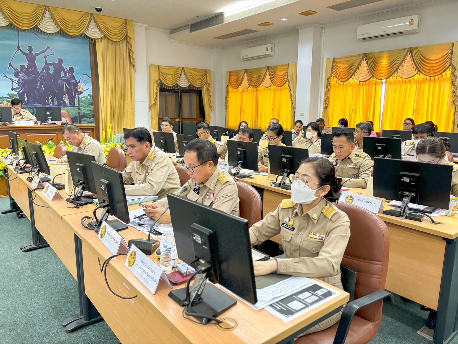 🌈 30/04/67 พช.สิงห์บุรี ร่วมการประชุมคณะกรมการจังหวัดสิงห์บุรี ครั้งที่ 4/2567 ประจำเดือนเมษายน 2567