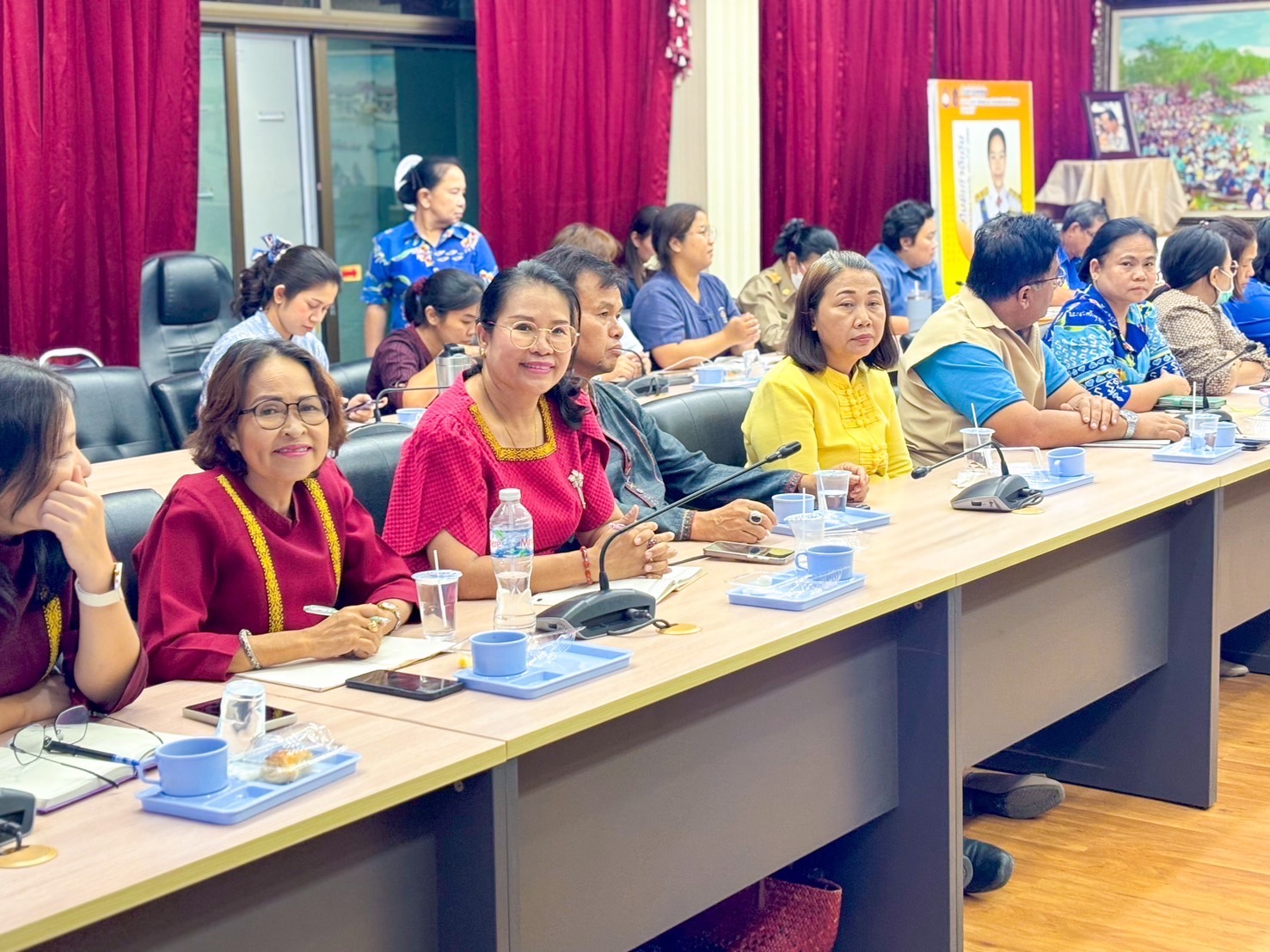 🌈 17/05/67 พช.สิงห์บุรี ร่วมประชุมหารือแนวทางการขับเคลื่อนงานและใช้ประโยชน์จากข้อมูลความจำเป็นพื้นฐาน (จปฐ.)