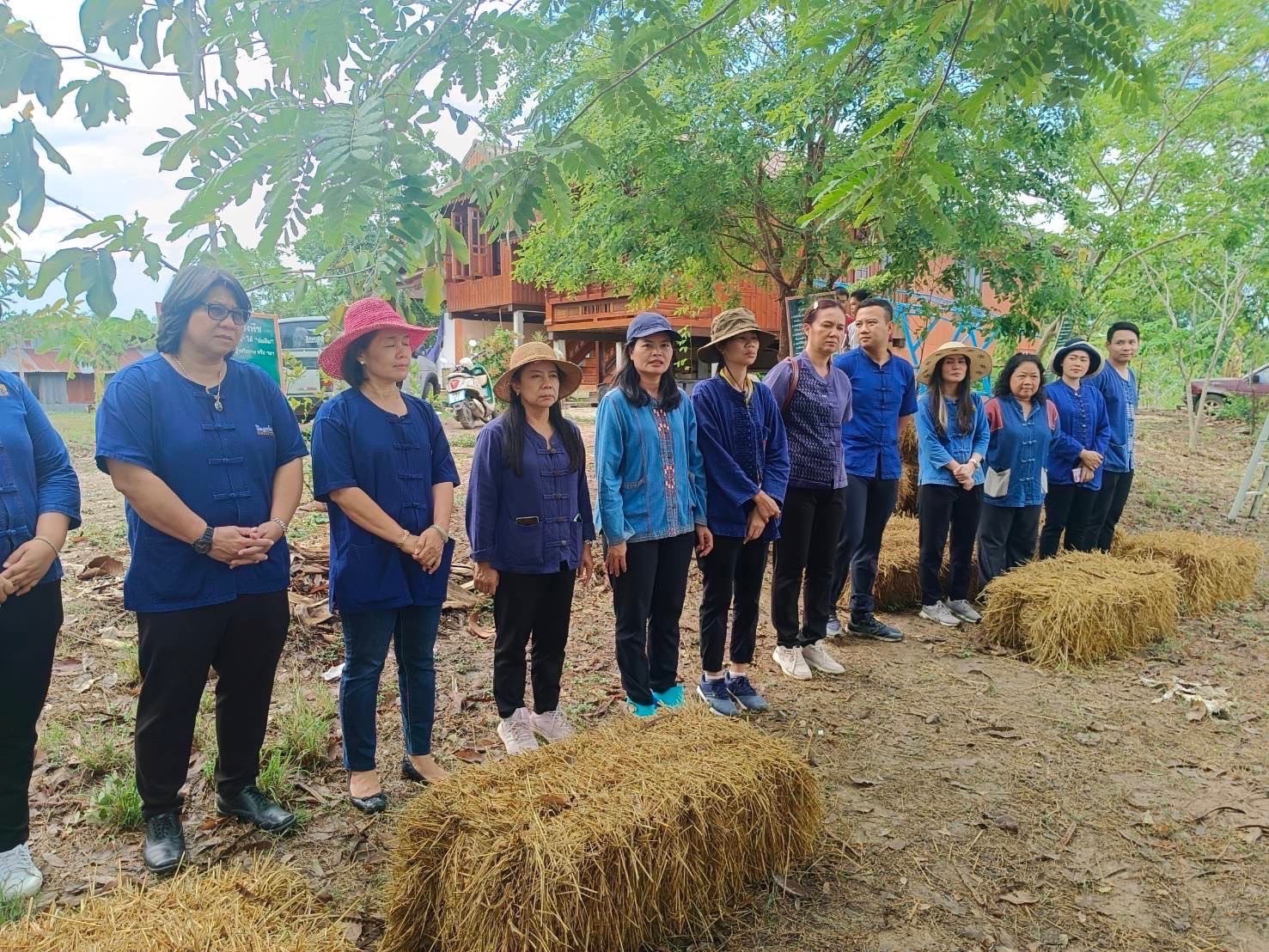 🌈 21/05/67 พช.สิงห์บุรี ขับเคลื่อนกิจกรรม “วันดินโลก” (World Soil Day) ปี 2566 กรมการพัฒนาชุมชน กระทรวงมหาดไทย ระยะที่ 2 (ระหว่างเดือนพฤษภาคม 2567 – เดือนกันยายน 2567) รอบเดือนพฤษภาคม 2567