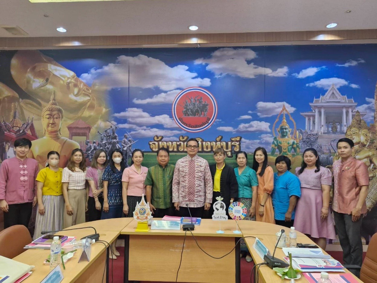🌈 03/07/67 พช.สิงห์บุรี เข้ารับการตรวจประเมินคัดเลือกคนกองทุนพัฒนาบทบาทสตรีดีเด่น ระดับเขตตรวจราชการ ตามโครงการเชิดชูเกียรติคนกองทุนพัฒนาบทบาทสตรี ประจำปี 2567