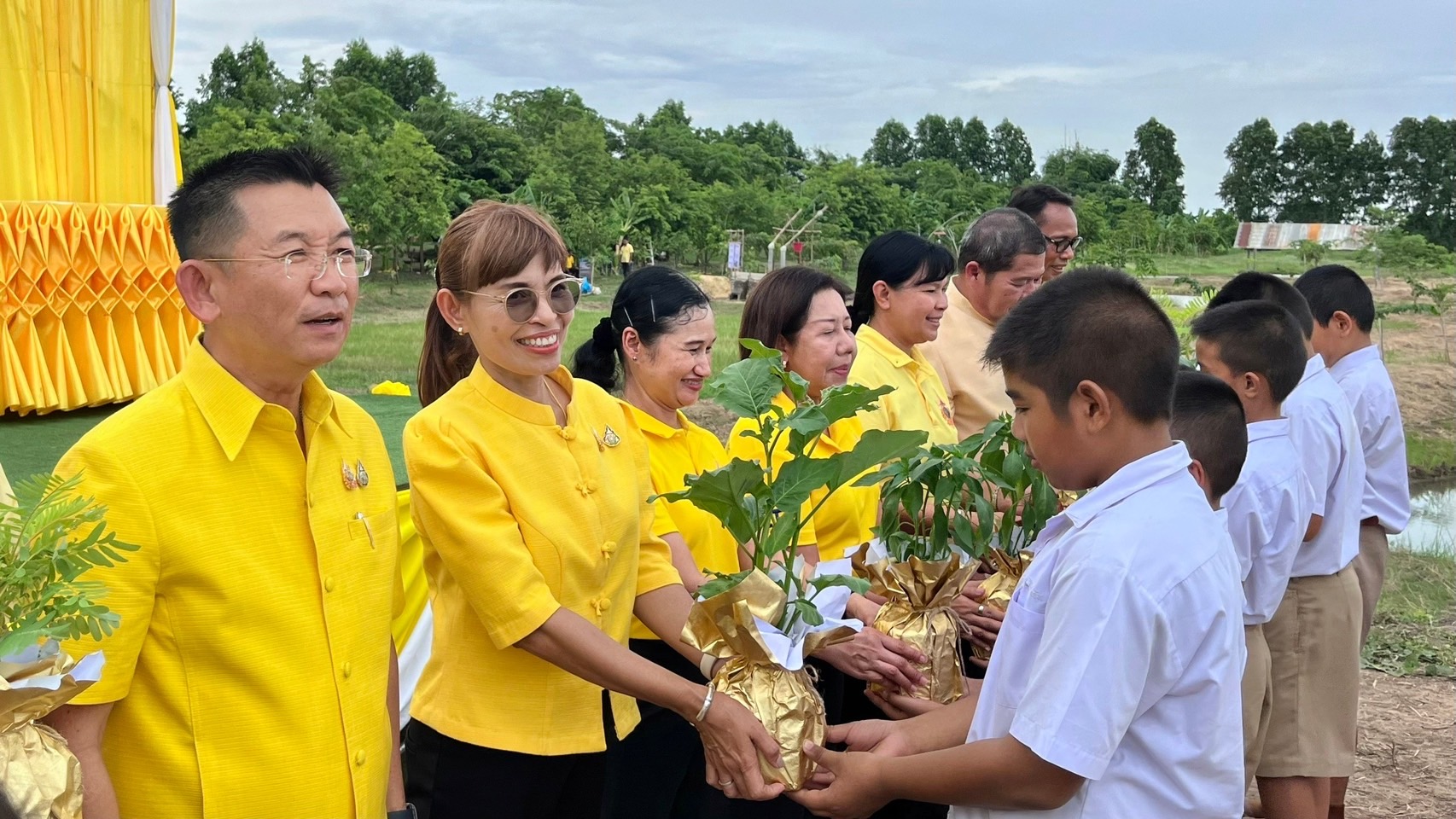 🌈 24/07/67 พช.สิงห์บุรี KICK OFF โครงการ โคก หนอง นา อารยเกษตร เฉลิมพระเกียรติพระบาทสมเด็จพระเจ้าอยู่หัว เนื่องในโอกาสพระราชพิธีมหามงคลเฉลิมพระชนมพรรษา 6 รอบ 28 กรกฎาคม 2567