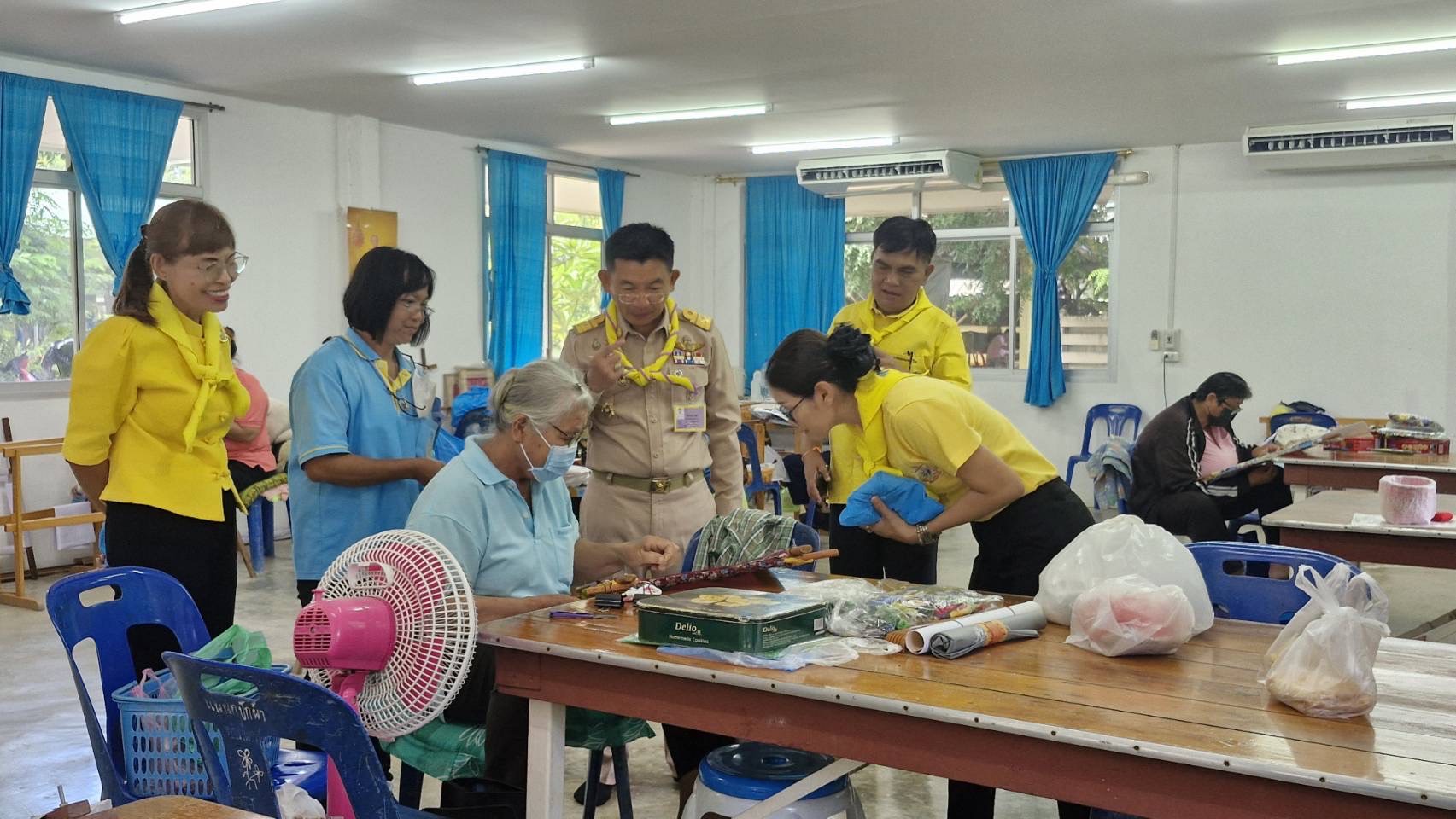 🌈 06/08/67 พช.สิงห์บุรี ร่วมกิจกรรมจิตอาสาพัฒนา ทำความสะอาดเเละปรับปรุงภูมิทัศน์ ณ โครงการฟาร์มตัวอย่างตามพระราชดำริฯ (หนองลาด) ตำบลท่าข้าม อำเภอค่ายบางระจัน จังหวัดสิงห์บุรี