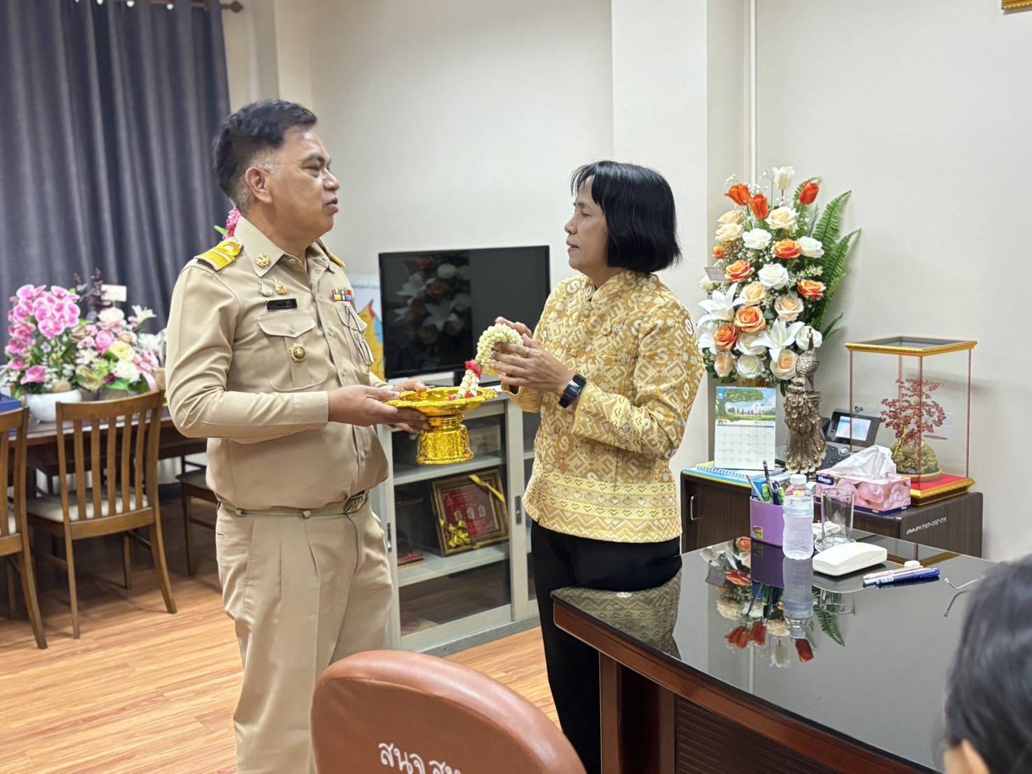 จังหวัดสิงห์บุรี ต้อนรับข้าราชการใหม่ สู่รั้วสำนักงานพัฒนาชุมชนจังหวัดสิงห์บุรี